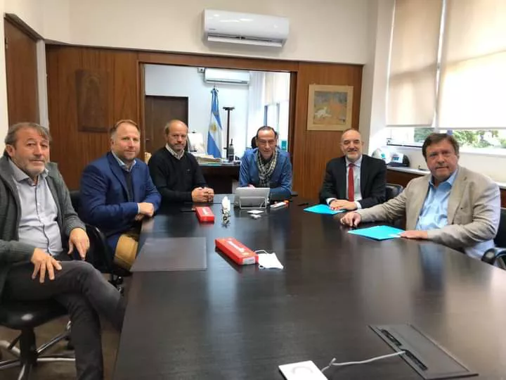 FB_IMG_1651629606863